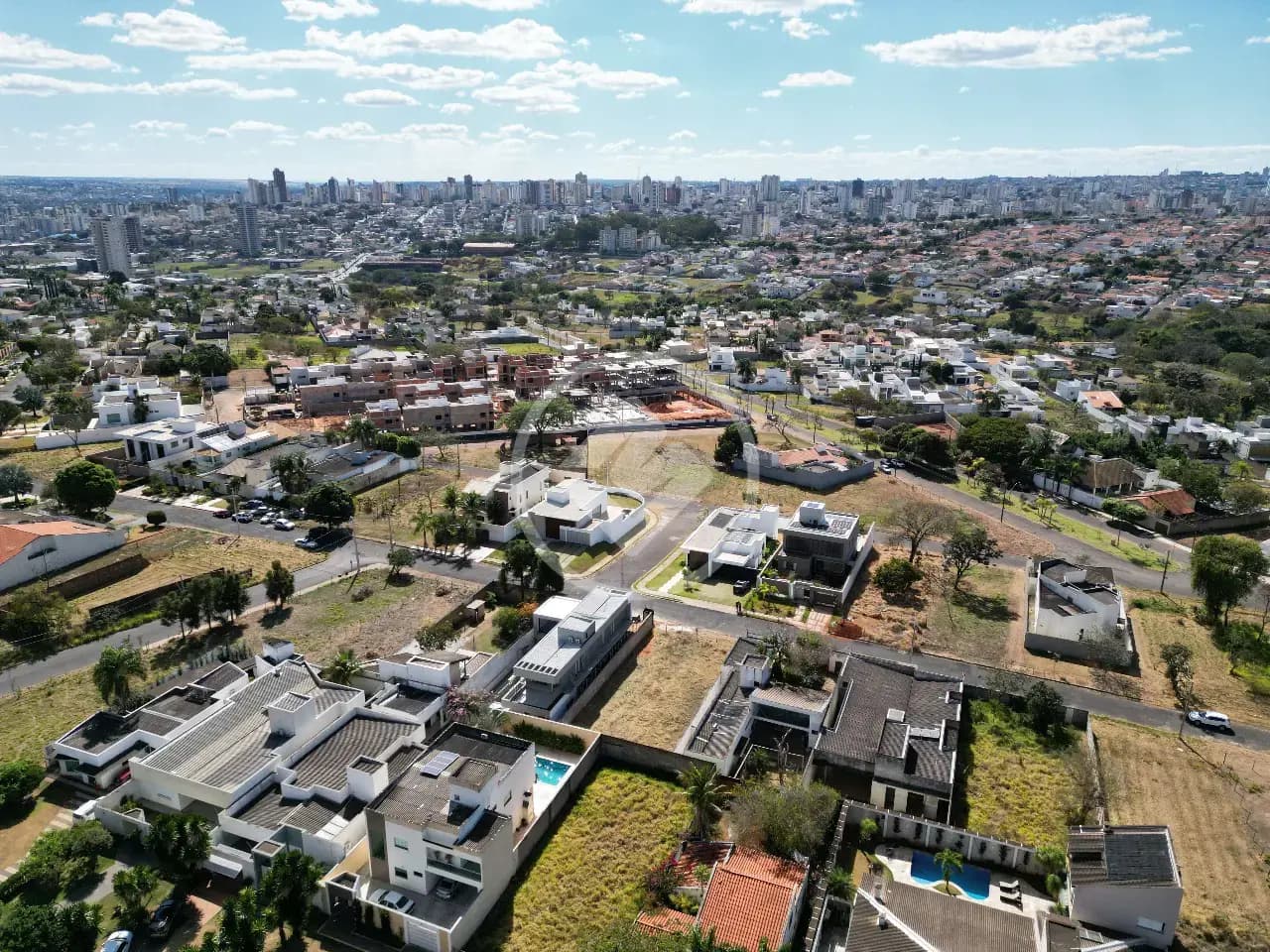 Terreno Jardim Karaíba, Uberlândia - MG — foto 2
