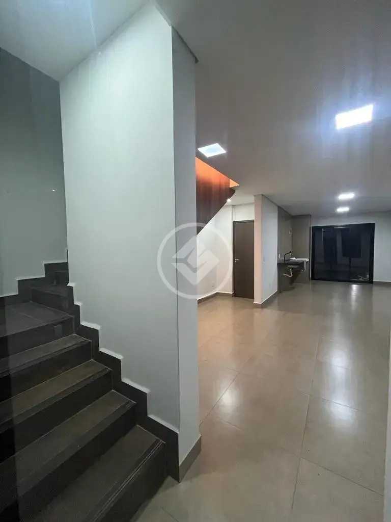 Sobrado 3 quartos no Aclimação, Uberlândia — foto 3 de 6