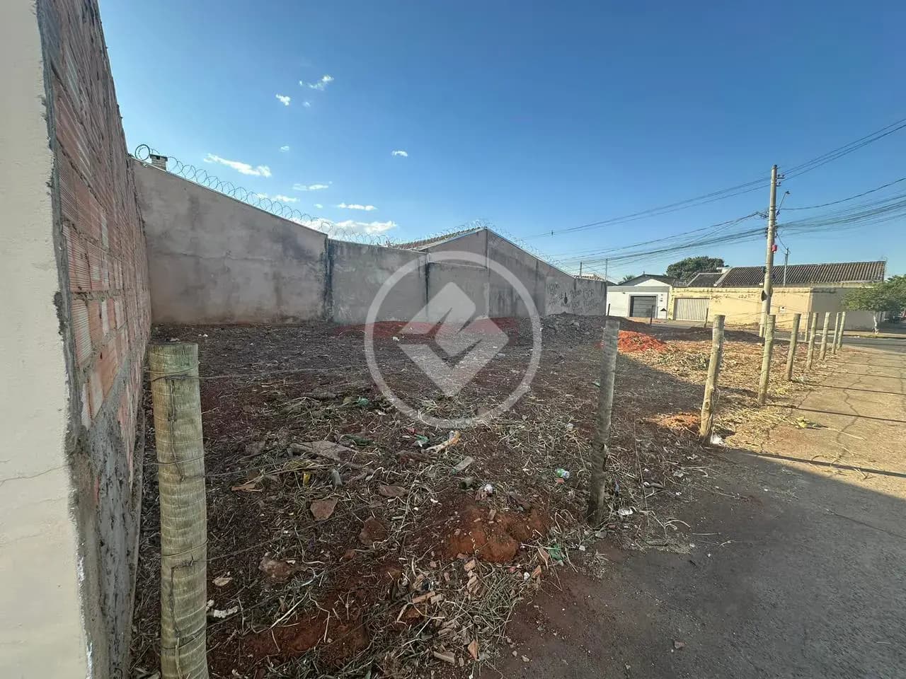 Terreno Comercial Jardim Europa, Uberlândia - MG — foto 1