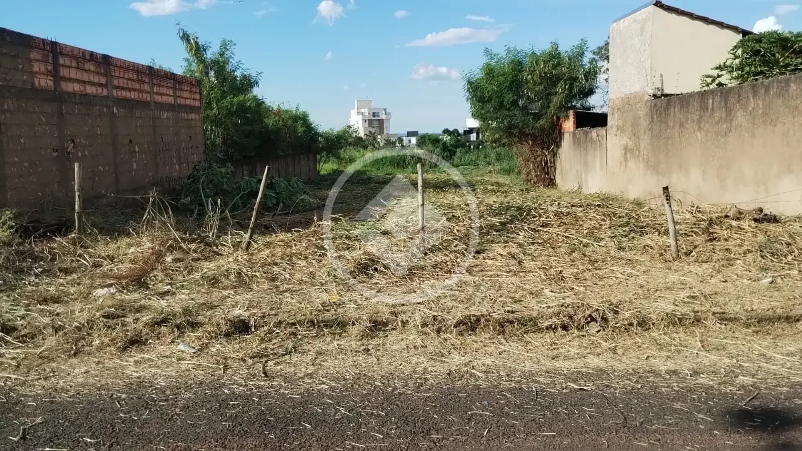Terreno Umuarama, Uberlândia - MG — foto 1