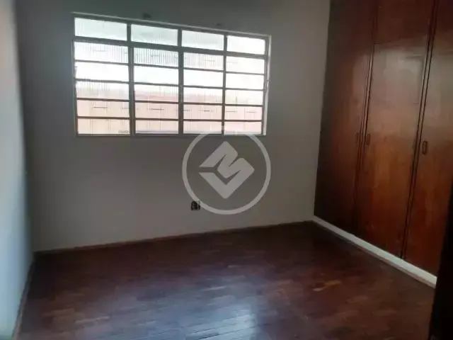 Casa 4 quartos no Cazeca, Uberlândia — foto 4 de 5