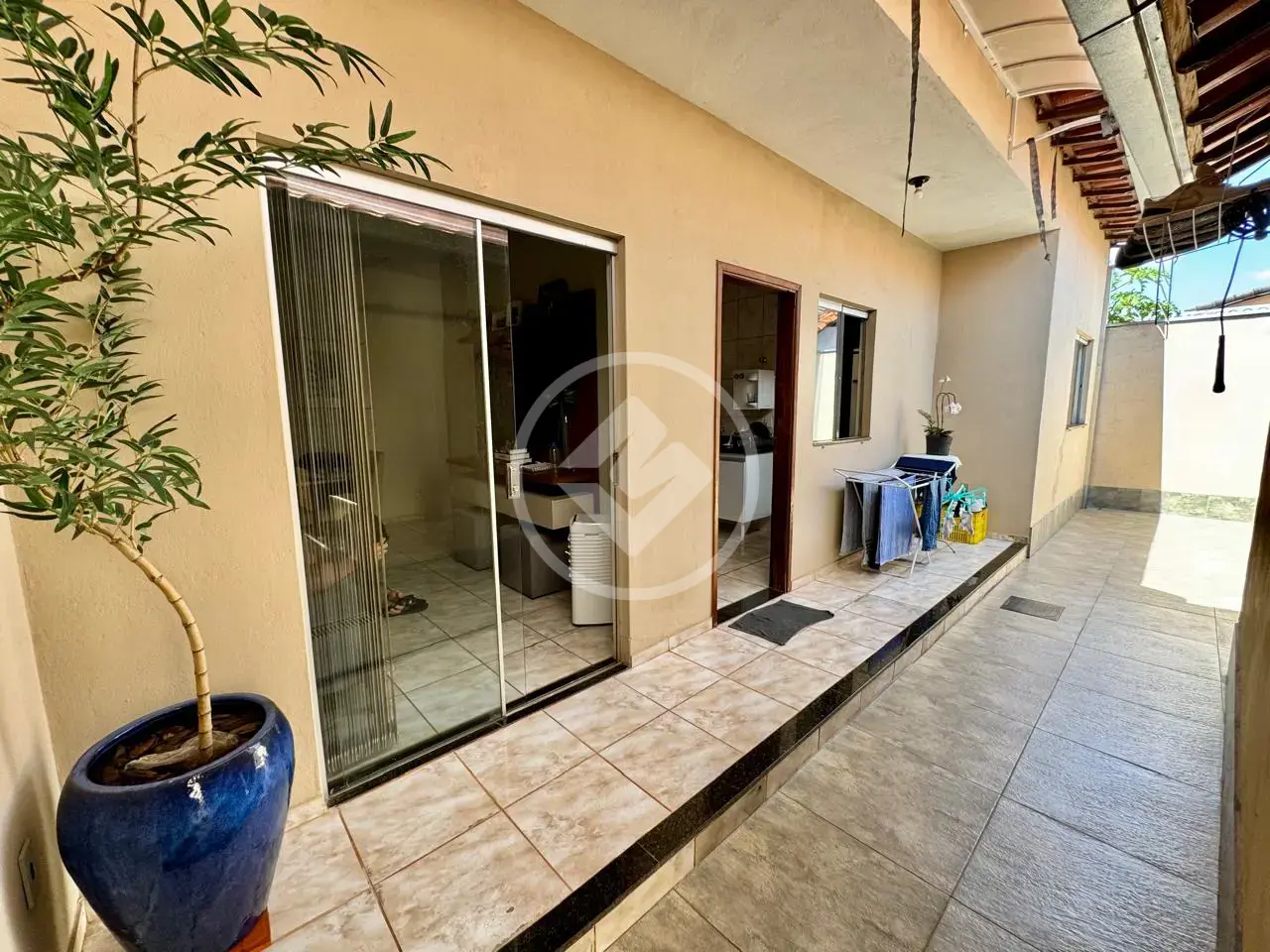 Casa à venda com 3 quartos sendo 1 suíte - 182m² - Planalto - Uberlândia/MG