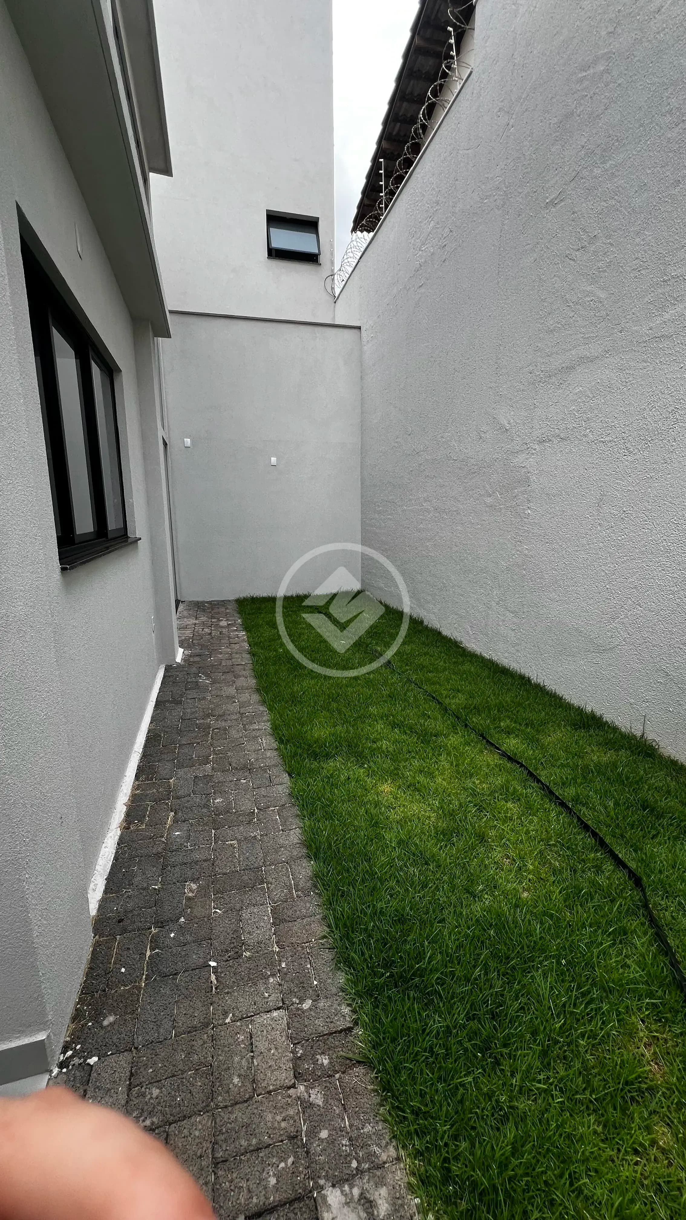 Sobrado 3 quartos no Morada da Colina, Uberlândia — foto 3 de 6
