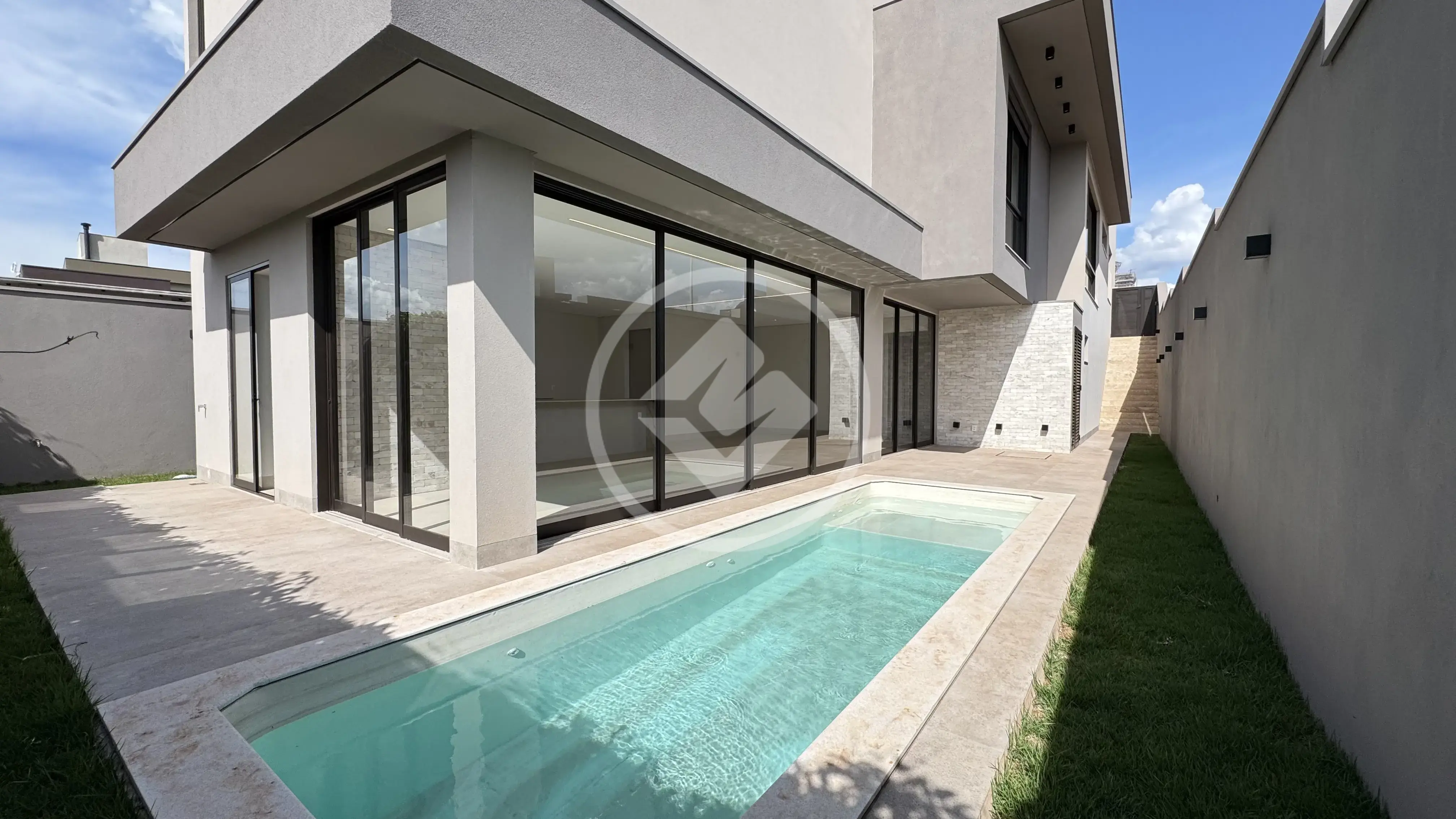 Casa Condomínio 4 quartos no Gávea, Uberlândia — foto 3 de 6