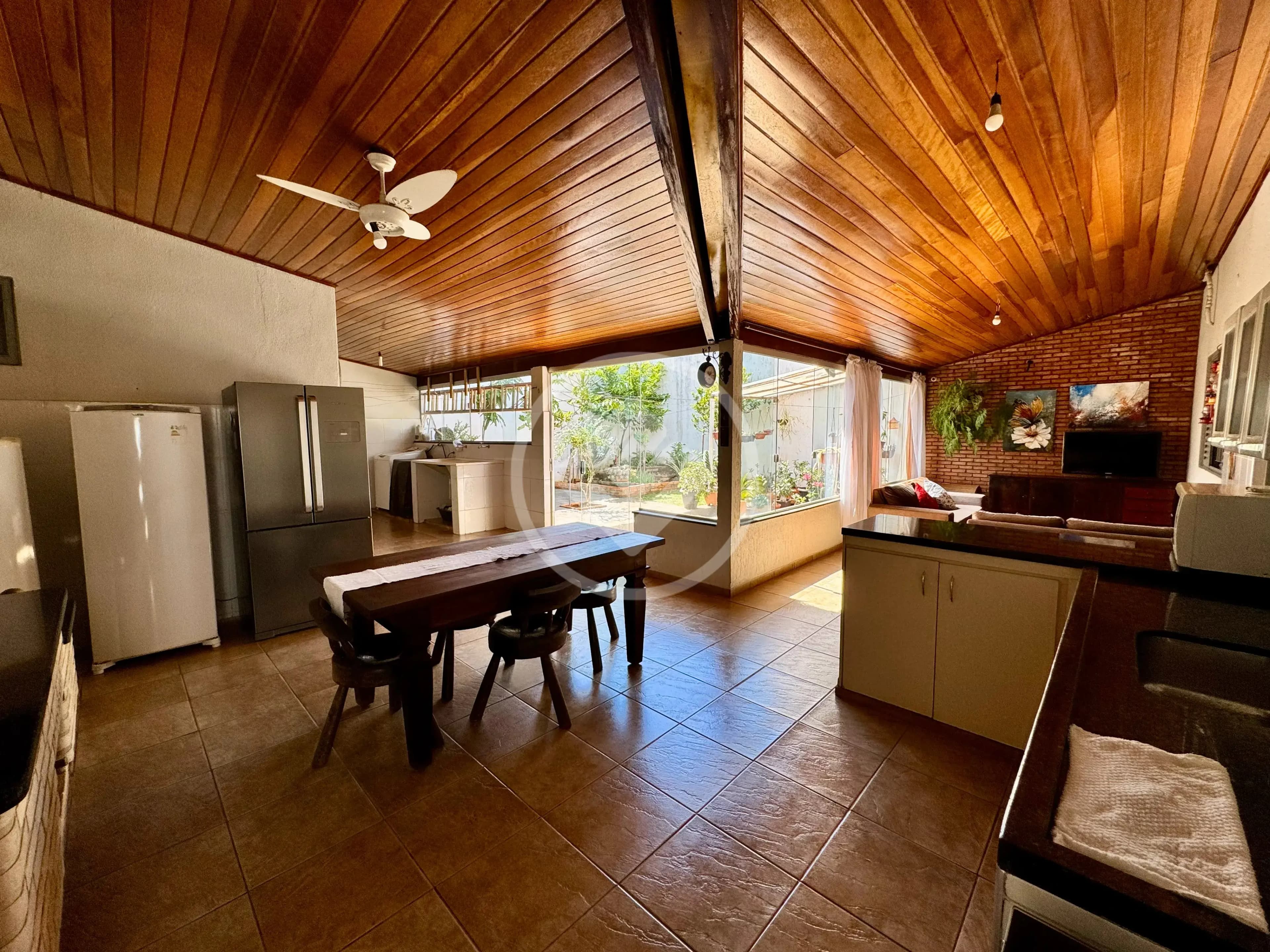 Casa 3 quartos no Granada, Uberlândia — foto 3 de 6