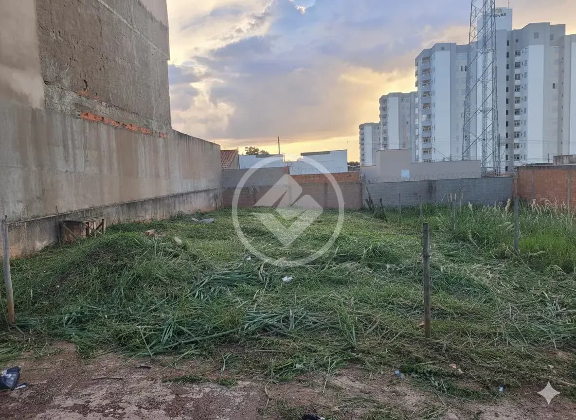 Terreno Jardim Brasília, Uberlândia - MG — foto 1