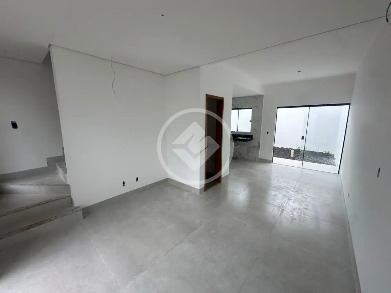Sobrado 2 quartos no Vida Nova, Uberlândia — foto 3 de 5