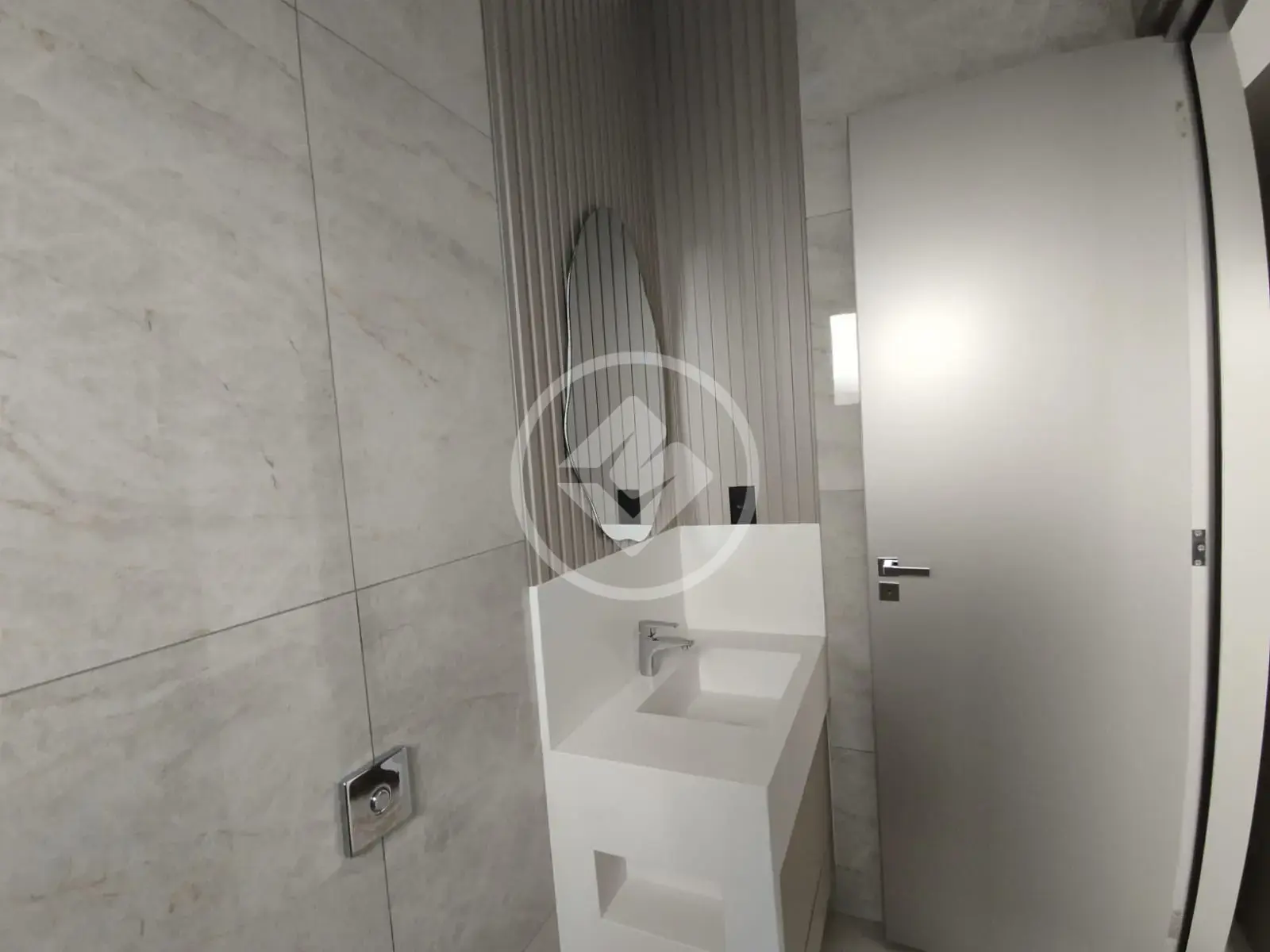 Sobrado Em Condomínio 3 quartos no GRANJA MARILEUSA, Uberlândia — foto 4 de 6