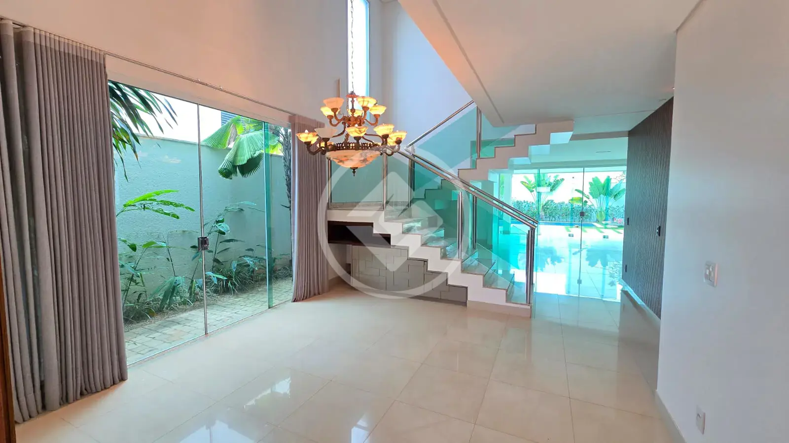 Casa Condomínio 5 quartos no Morada da Colina, Uberlândia — foto 4 de 6