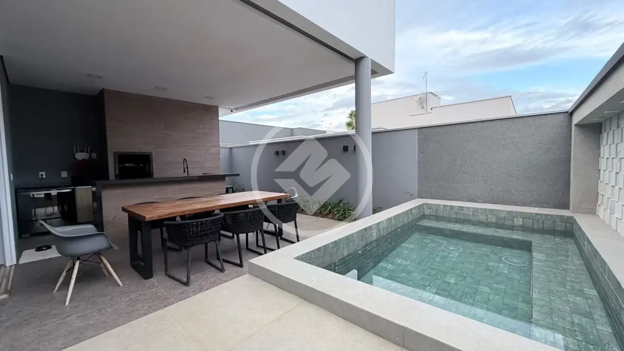 Casa Condomínio Laranjeiras, Uberlândia - MG — foto 2