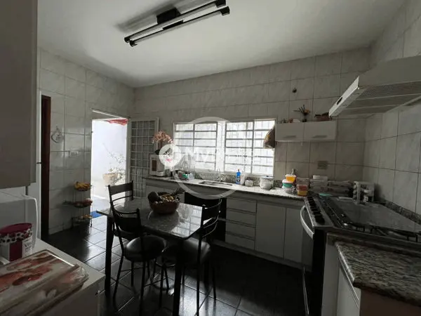 Casa 3 quartos no Jardim Patrícia, Uberlândia — foto 4 de 6