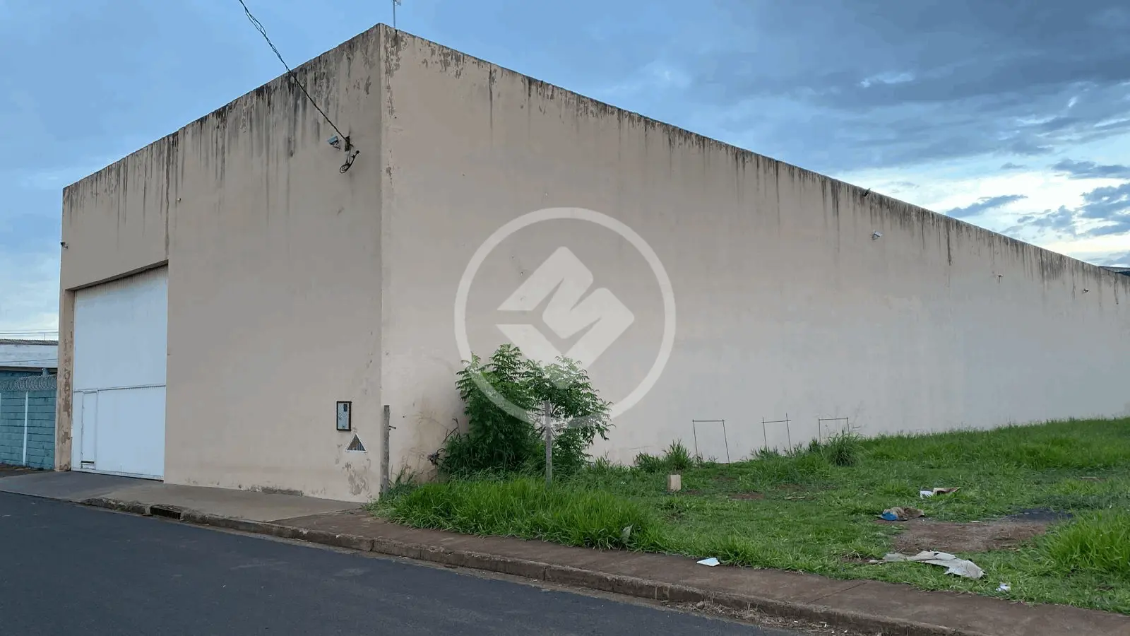 Galpão no Novo Mundo, Uberlândia — foto 2 de 2