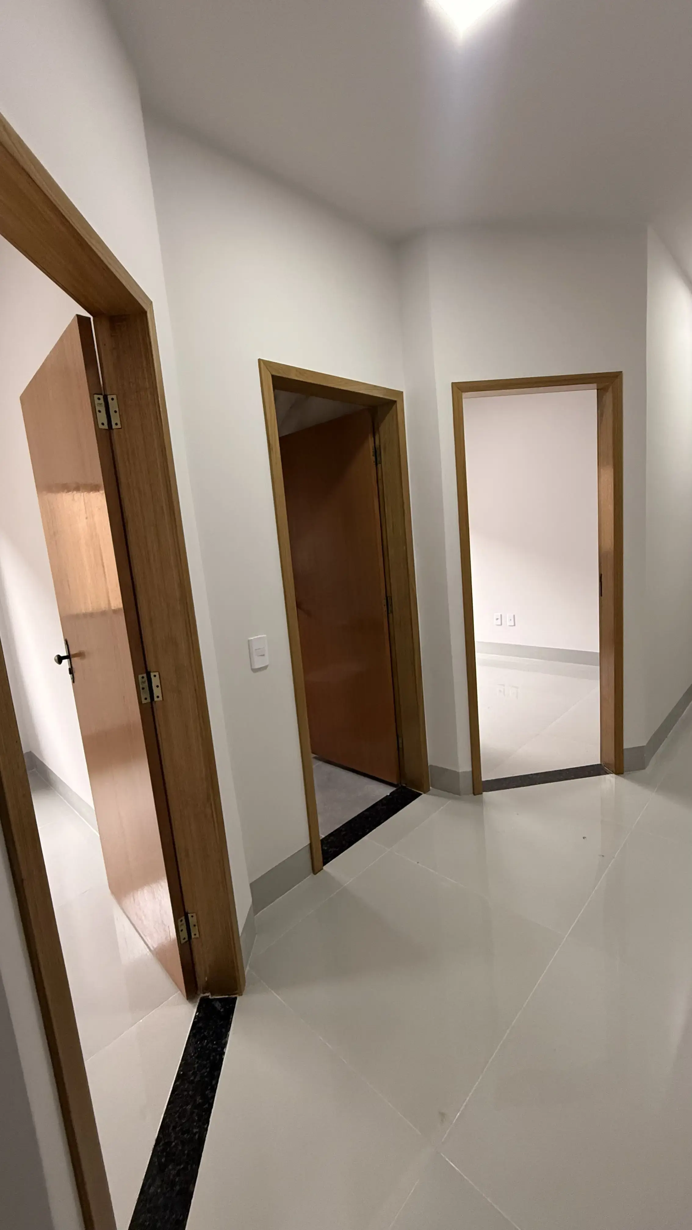 Casa 3 quartos no Setor Serra Dourada - 1ª Etapa, Aparecida de Goiânia — foto 3 de 6