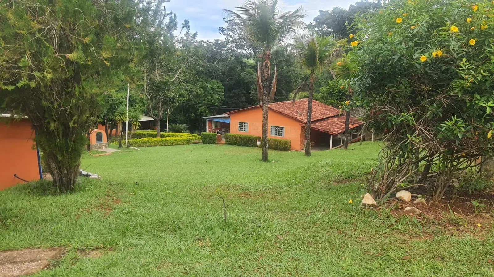 Chácara 5.592,00m2 em Cideda Bela Vista de Goiás