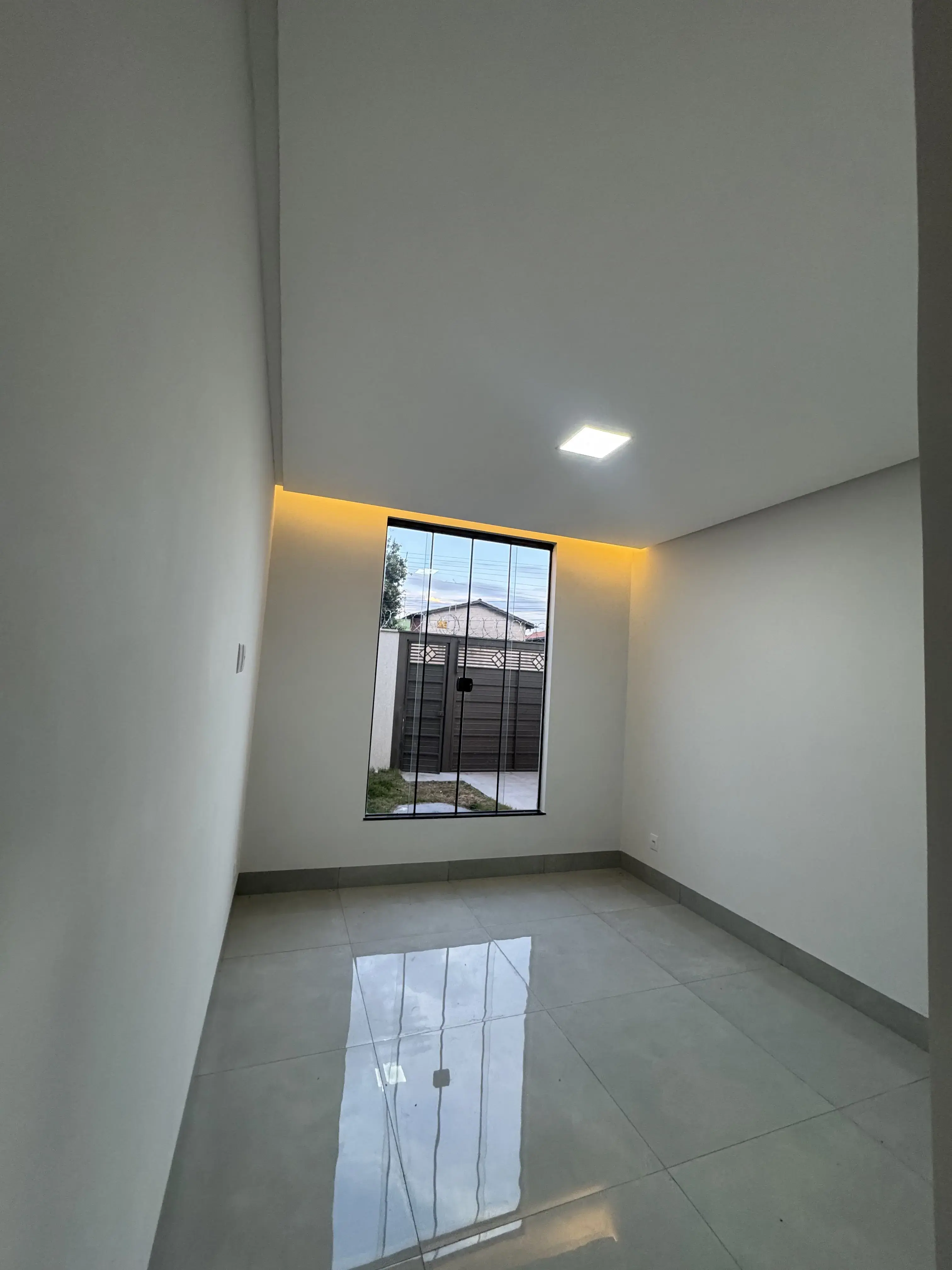 Casa Condomínio Mansões Paraíso, Aparecida de Goiânia - GO — foto 2