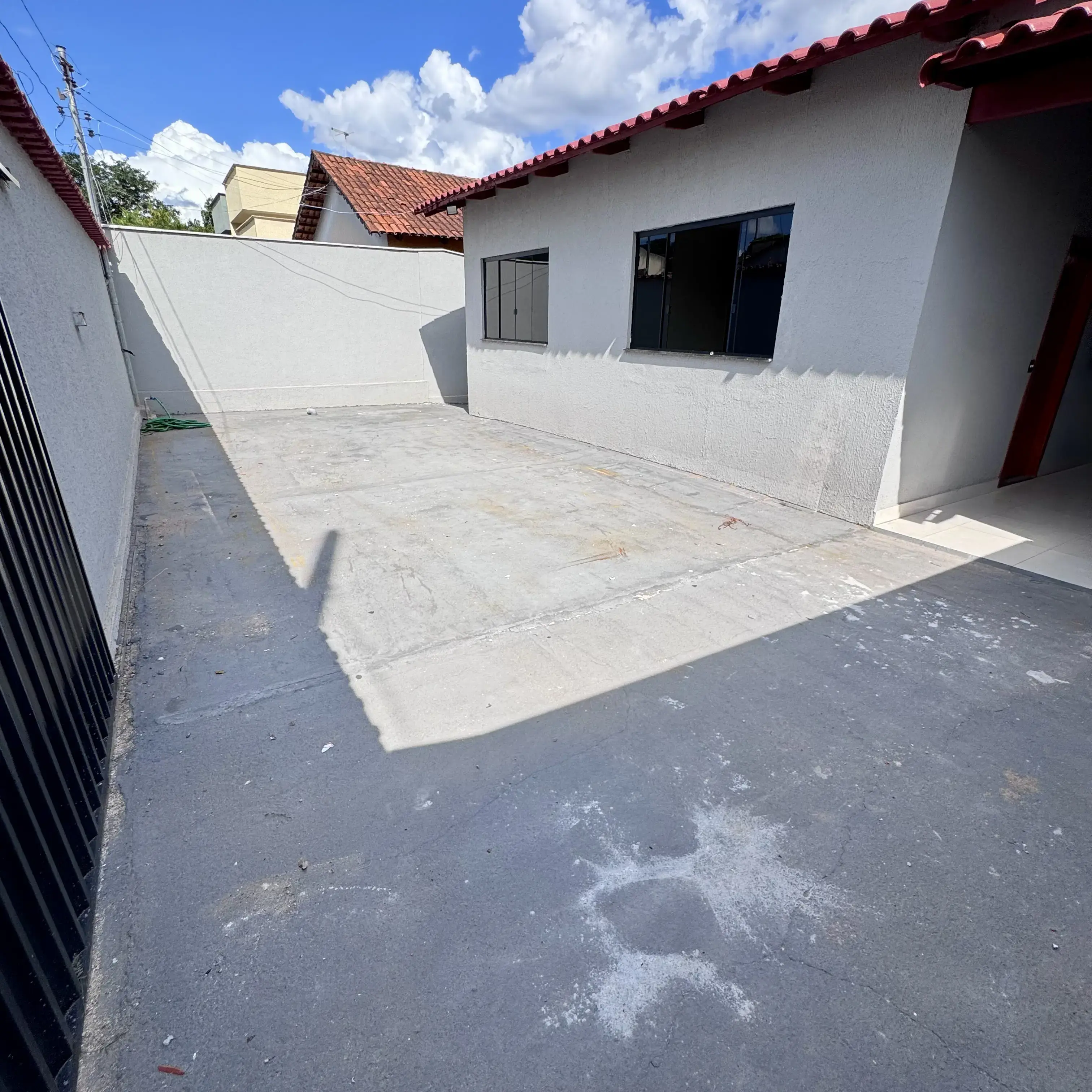 CASA À VENDA - MARISTA SUL - APARECIDA DE GOIÂNIA