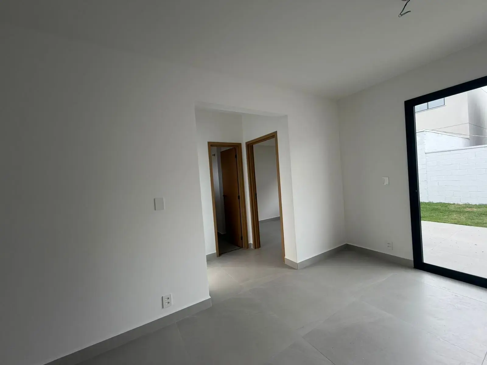 Casa Condomínio Jardins Cannes, Aparecida de Goiânia - GO — foto 2