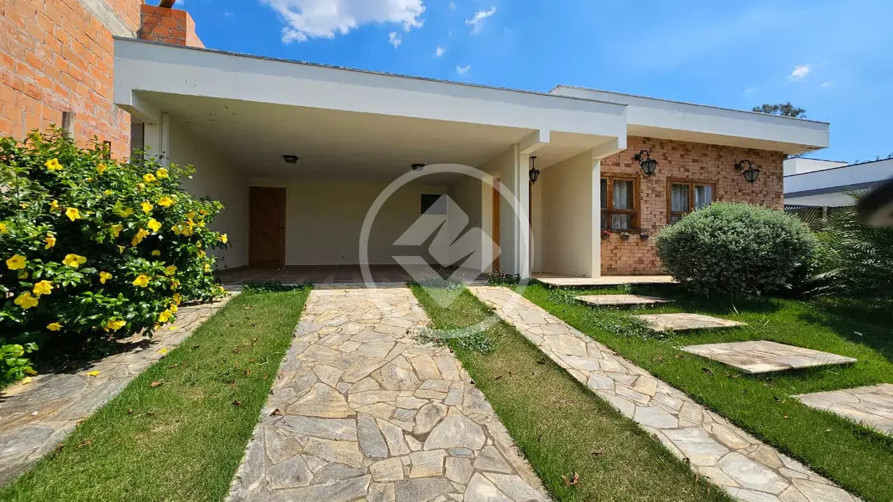 Casa térrea a venda com 03 quartos - Condomínio Piccolo em Louveira/SP