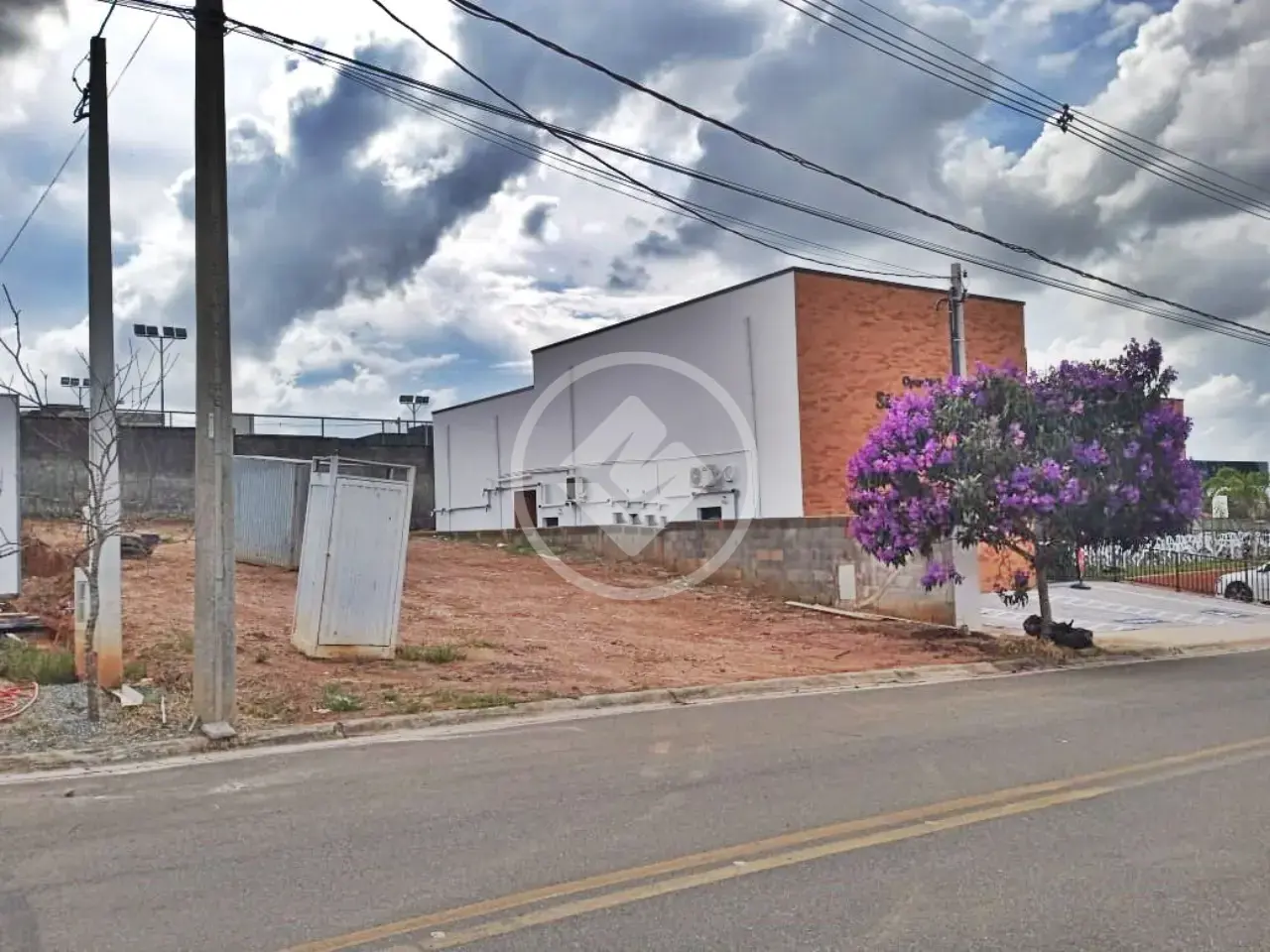 Terreno Comercial á venda no Condomínio Gran Ville São Venâncio Itupeva SP