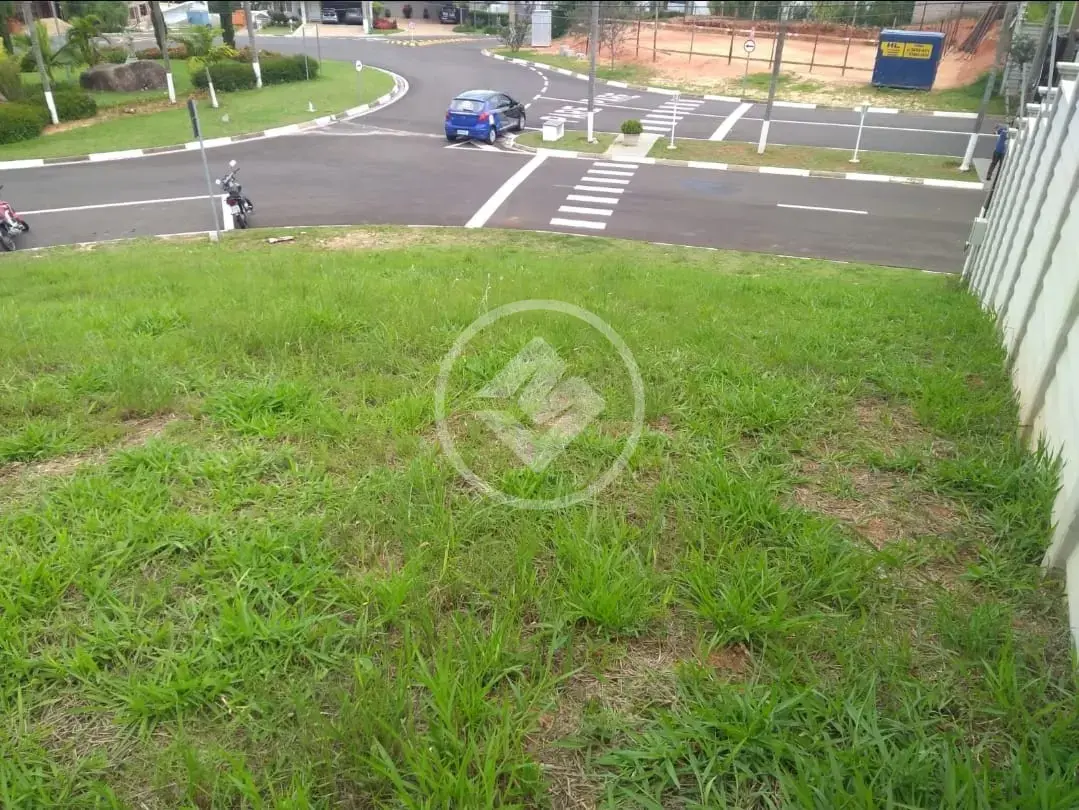Terreno Condomínio Pinheirinho, Vinhedo - SP — foto 1
