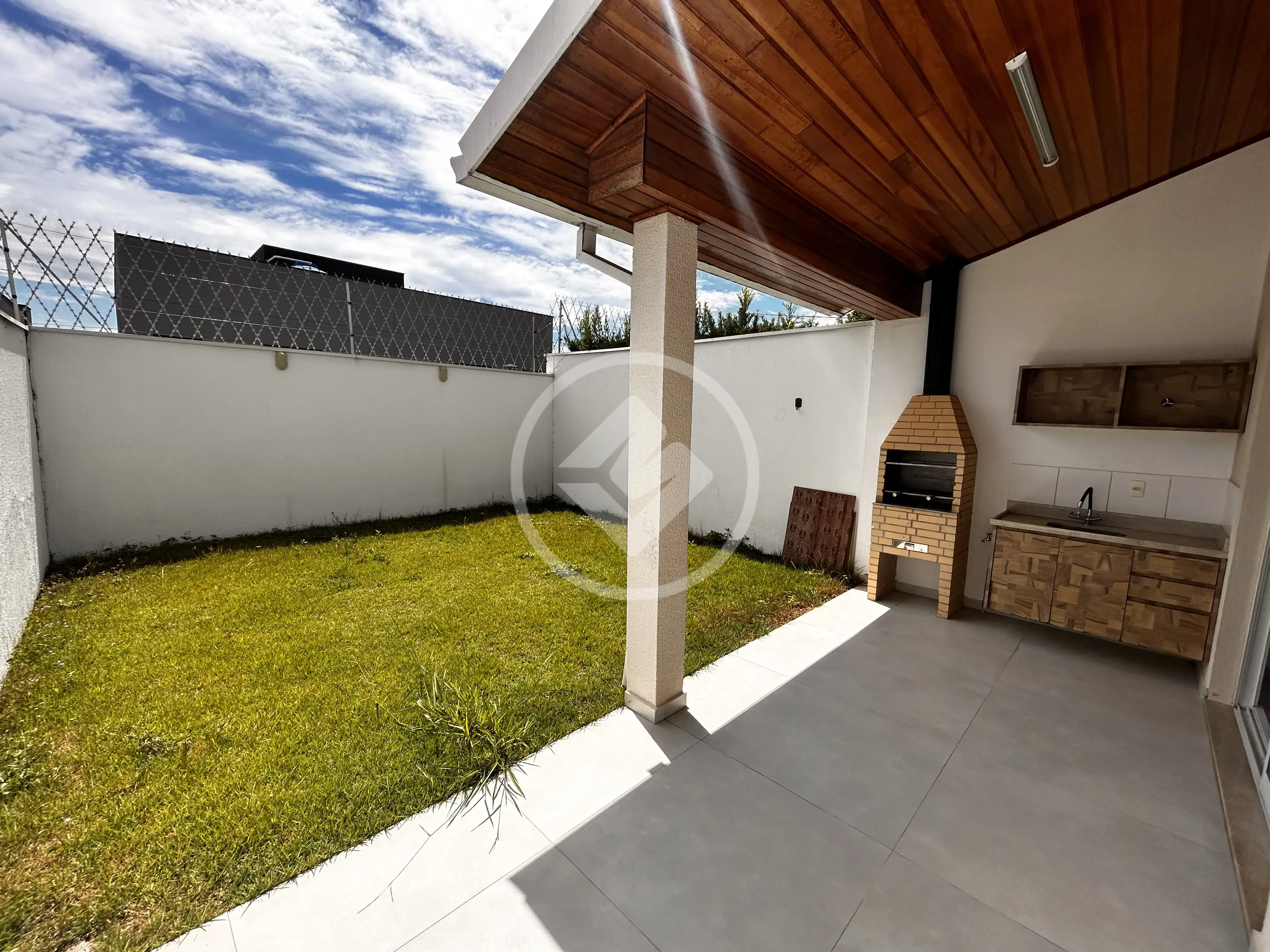 Casa Condomínio Pinheirinho, Vinhedo - SP — foto 1